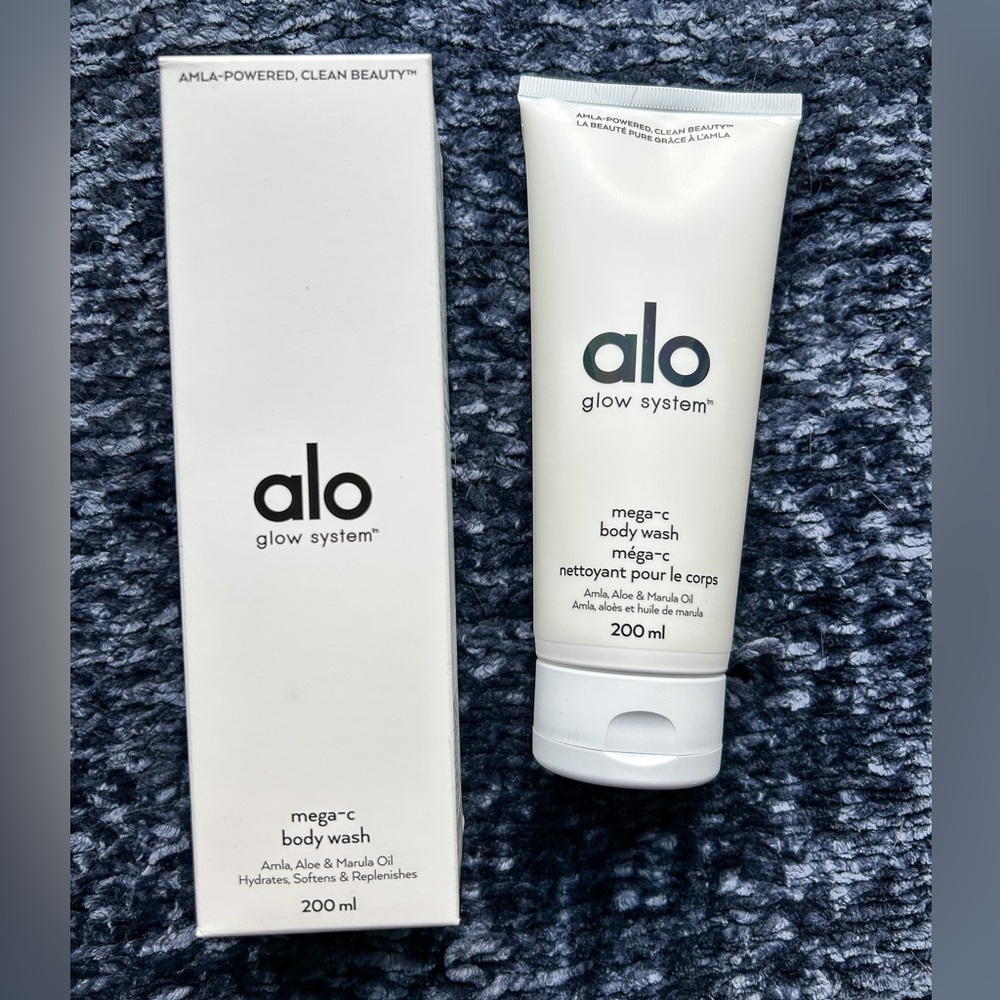 alo Glow System Mega-C Body Wash